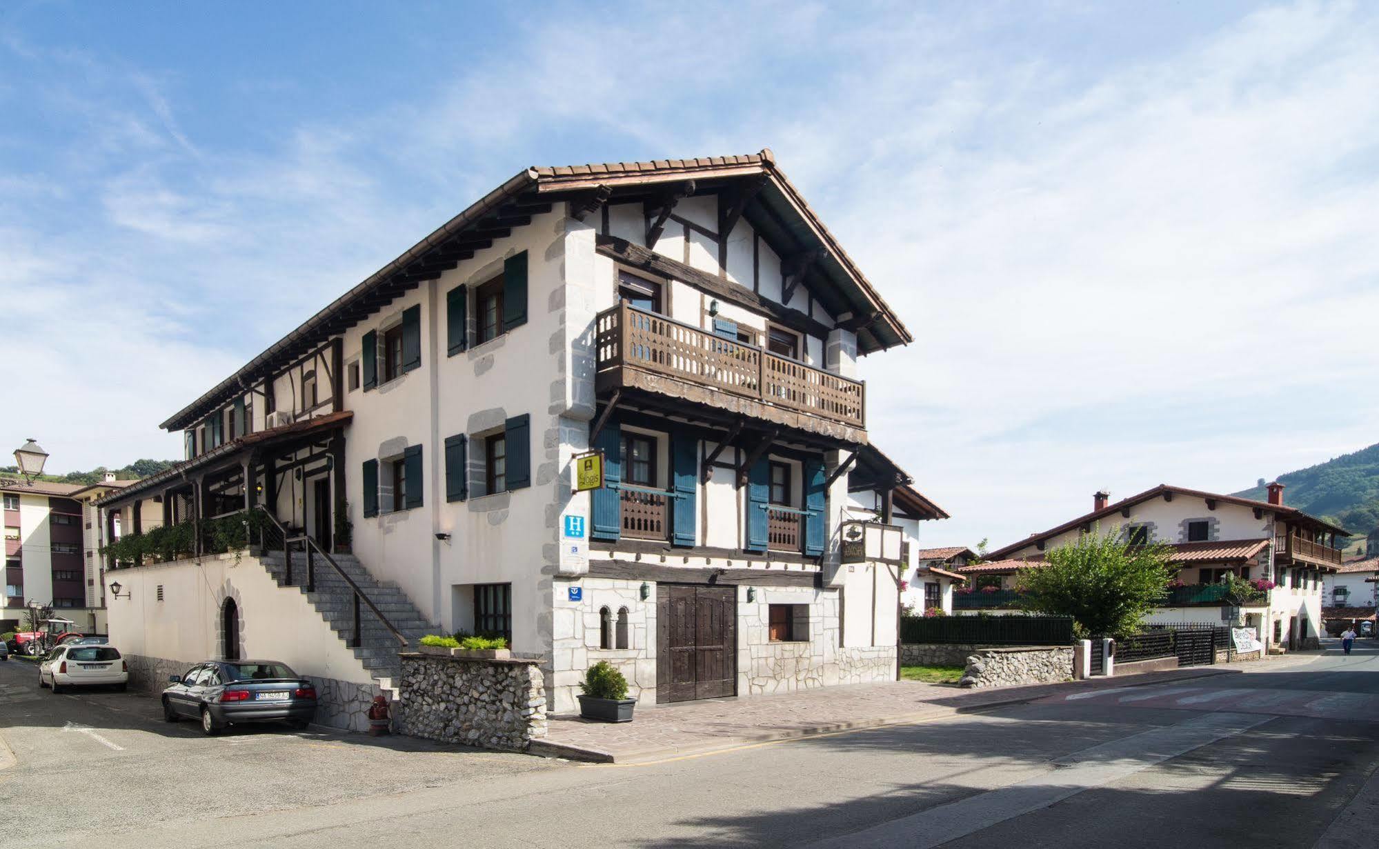 Hotel Spa Atxaspi Lesaka Bagian luar foto