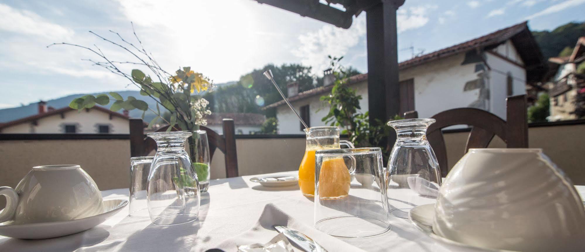 Hotel Spa Atxaspi Lesaka Bagian luar foto